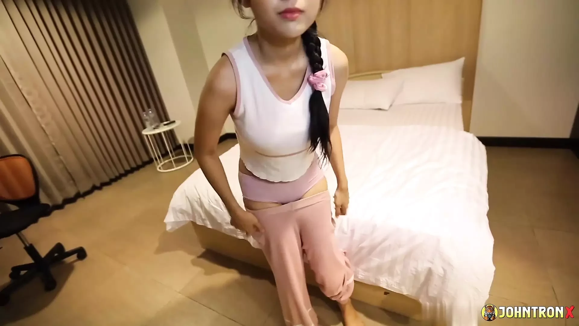 JohnTronX – Super sexy Thai girl enjoys sucking my dick in POV