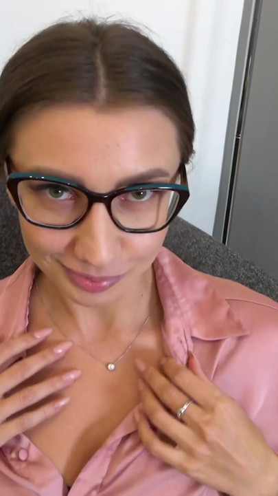 Sex with an English tutor while no one is home! Glasses, jeans, POV blowjob, real sex | Clip 1