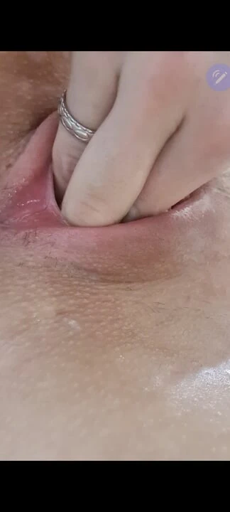 Küvette orgazm ve amcık genişletme...