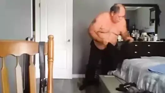 güzel baba elbiseler ve soyunur üzerinde cam