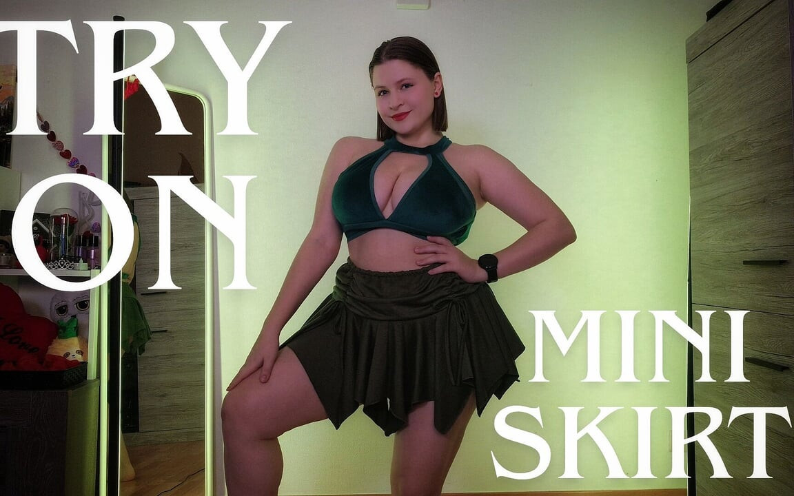 3 Sevimli Mini Etek Deniyorum - Orman Yeşili, Pembe Yaylar Ve Bordo Kayışları