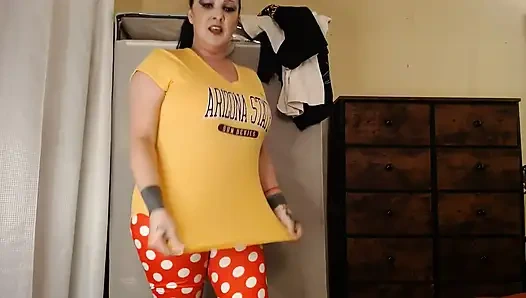 5 tişört yırtıyor