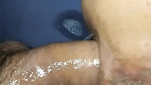Sürtük evli kadın anal seksten sonra oral seks yapıyor