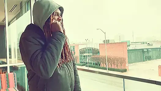 Islak ve çilli vahşi latin spor salonundaki partnerini sikikleri!