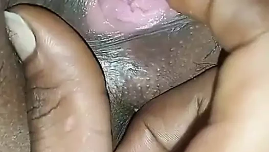 Kız arkadaş ve erkek arkadaş ev yapımı seks videosunda