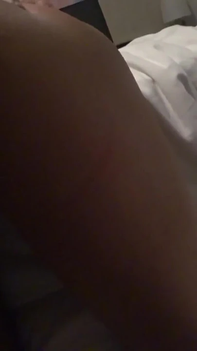 "18 yasal genç 'Sara' ağzına boşalmadan önce mutlaka görülmeli an"