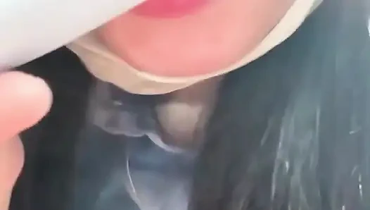 Seksi ve çekici bir polis memuru olan cosplay siyah çoraplı ve yüksek topuklu ayakkabılar, yarın hala ayağa kalkabilir ve işe gidebilir misin?