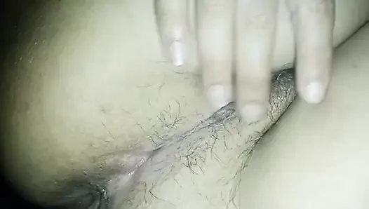 Üvey erkek kardeş evde çok güzel vücutlu üvey kız kardeşle Dasi rol oyunu