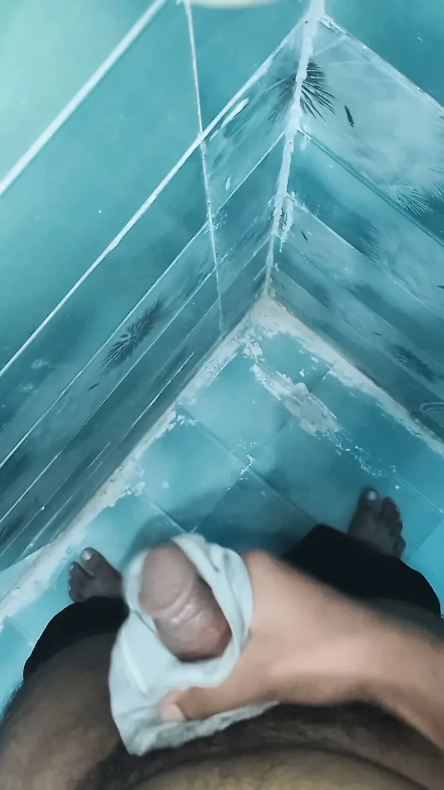 Yalnız çocuk baldızının pantolonuna💦 vurdu.