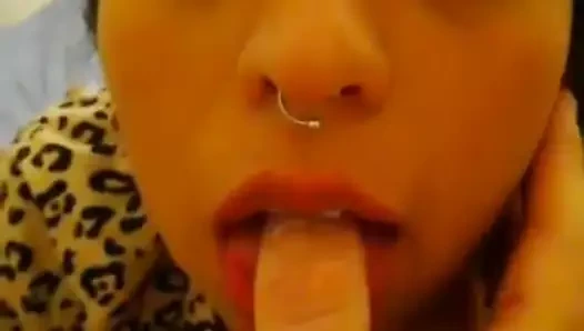 saksocu celeste verir bir güzel oral seks