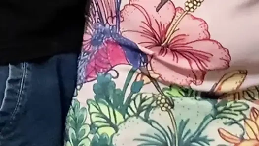 Metroda fantezi! Kız yabancı tarafından amını parmaklatıyor