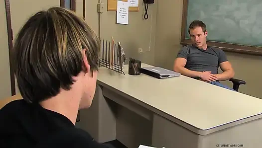 Öğretmen ve öğrenci ateşli