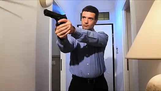 Siyah bir adamla ilk porno sahnem