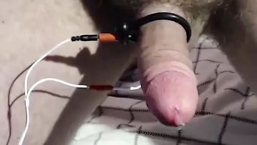 E-stim titreyen orgazm veya iki