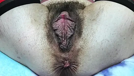 Hairy Latina MILF Fists Her Meaty Bush Pussy Deep Then Stretches with Thick Blue Dildo -extreme Wet Close up