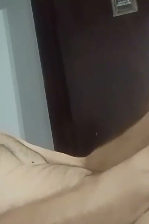Bir kıçla yatmak deli gibi