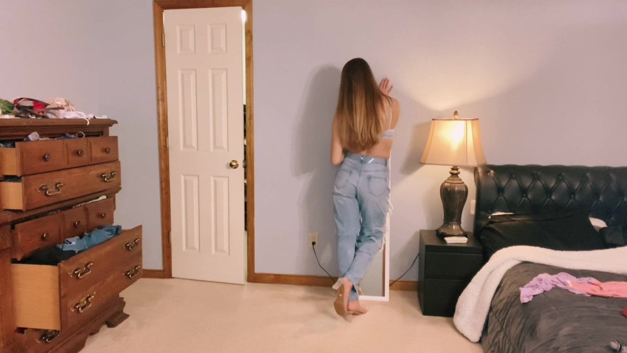 Seksi tüm doğal amatör striptiz - trishbunny