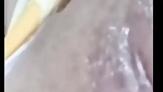 Bu çok iyi hissettirdi, fışkırtarak geldim, ilk fışkırtmamı yaptım!