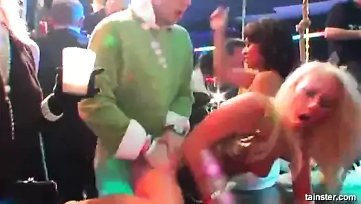 Sinfully cuties kahrolası içinde the kamu