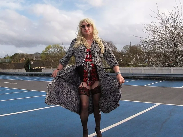 Bir arkadaşla çok rüzgarlı bir gün bölüm 2