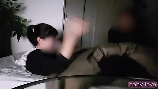 Çarpıcı figür sessiz bir kış günü yavaşça özel bir geceye geçerken kafaları her yere dönüştürüyor 2.
