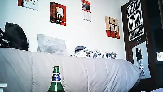 Asmr şişirme ve sesler: Nicoletta, şişme bebek ve şişmiş göbek