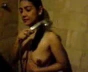 Filipinli satış temsilcisi duş