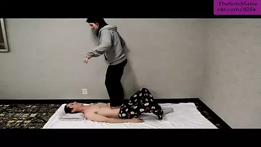 Tsm - alice beni eziyor ve eğlenmek için taşaklarımı basıyor