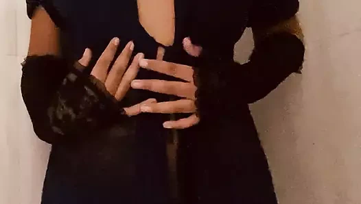 Büyük memeli Hintli kız