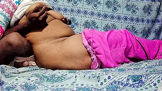 Hintli baldız ve kayınbiraderi seks yapıyor xnxx 286r