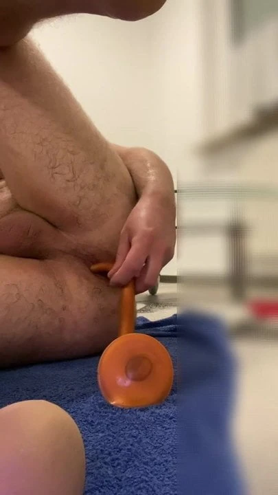 Анальный дилдо на 30 см глубиной