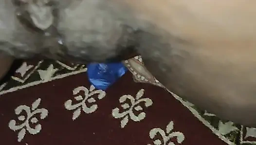 Üvey kız kardeş sikiliyor