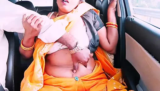 Hintli hizmetçi Telugu ile arabada seks yapıyor edepsiz konuşma