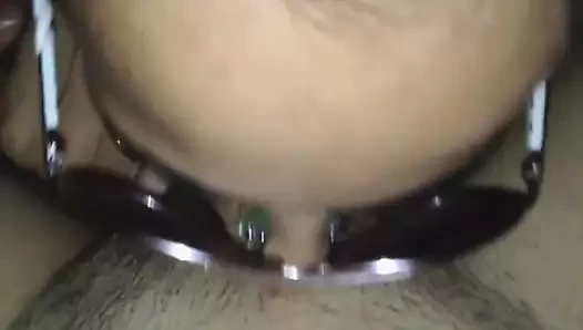 Sikini bir porno yıldızı gibi emdim