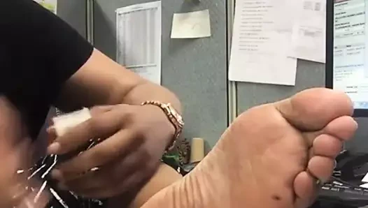 Seksi ayaklar iş başında