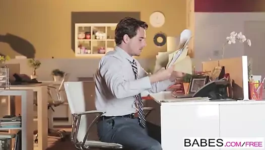 Babes - ofis takıntısı - tyler nixon a'nın oynadığı kaltak patron