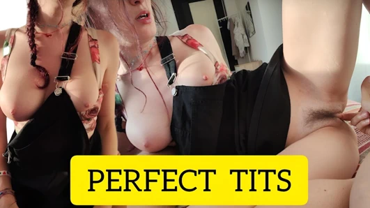 Rüya gibi memeler, rüya gibi amcık: derinden yalamasına izin veriyor..  Ve içinde🔥 hissedene kadar eğleniyor