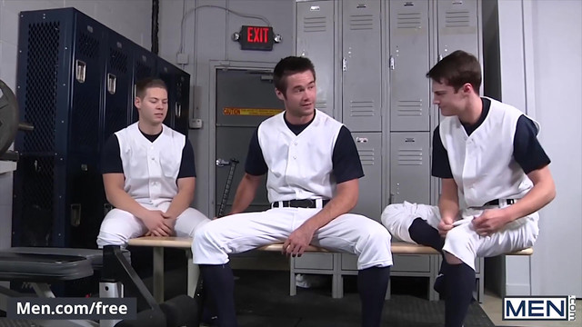 Johnny Rapid Shoots His Load While Getting Double Penetrated