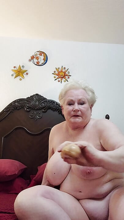 Anneanne Mastürbasyon ile oyuncaklar