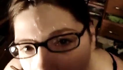 Asosyal genç kız ilk yüz