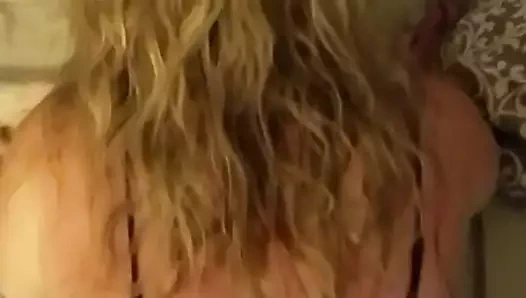 Sürtük karımı domaltarak sikiyorum