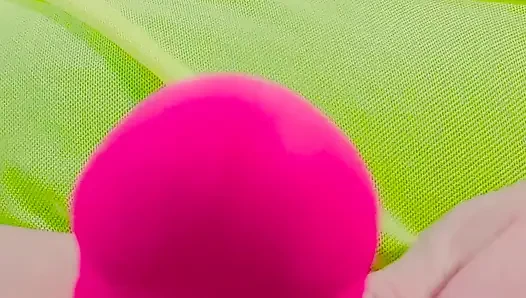 Kadın kılıklı sürtük holly lou ile yarak emiyor