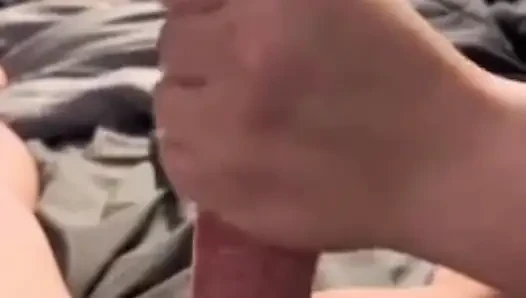 Üvey annem ev işlerimi bitirdikten sonra beni mastürbasyon yapıyor, ücretsiz kullanım