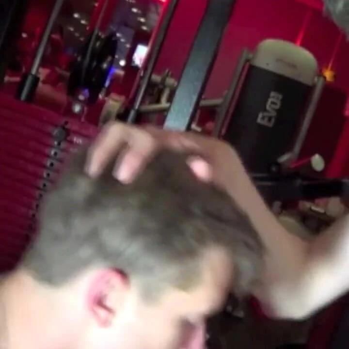 Twink thjebig yarağıyla sikiliyor calixte