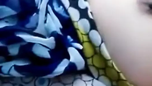 Paki yenge ile dev sütlü beyaz göğüsler