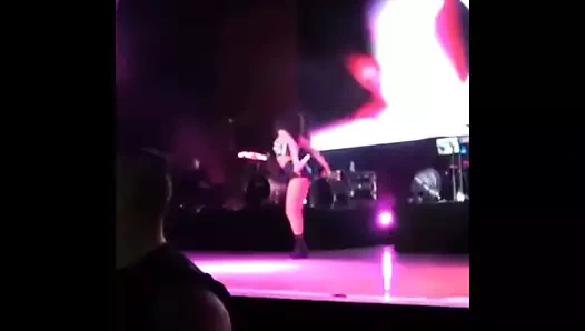 Selena gomez tekrar boşalmanı istiyor - babecock pmv