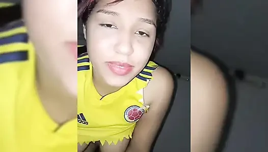 Kız arkadaşım sulu sakso çekiyor