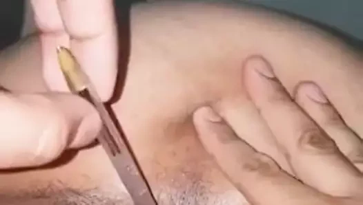 Karım kıçından bir kalemle Mastürbasyon