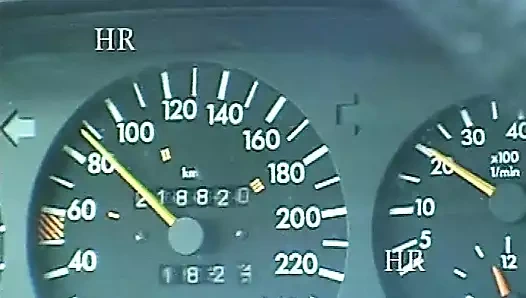 It – 90'ların italyan pornosunun özel videosu