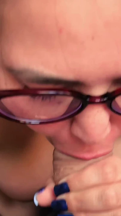 Bir sabah taze sperm istedim